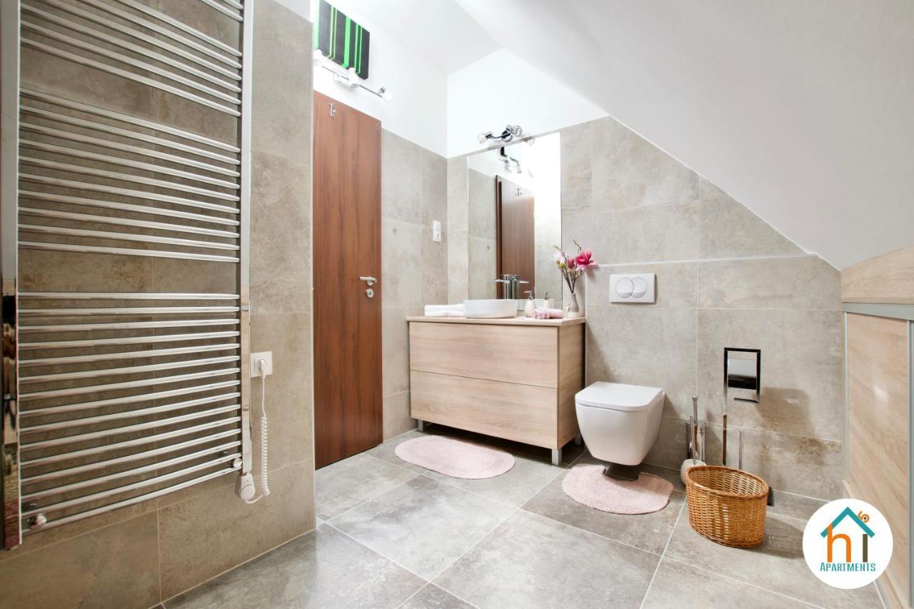 Premium Apartment By Hi5 - Penthouse Studio + Rooftop Budapest Eksteriør billede